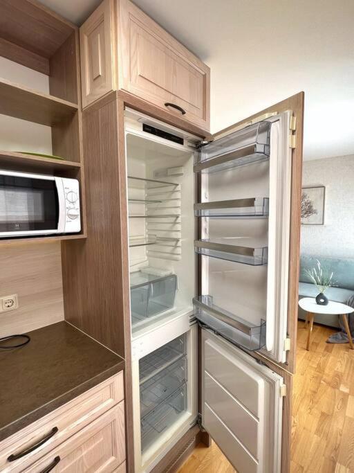 New Apartment With A View In The Town Center Нарва Екстер'єр фото