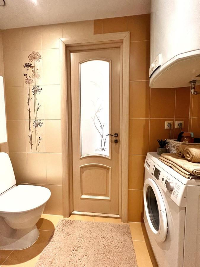 New Apartment With A View In The Town Center Нарва Екстер'єр фото